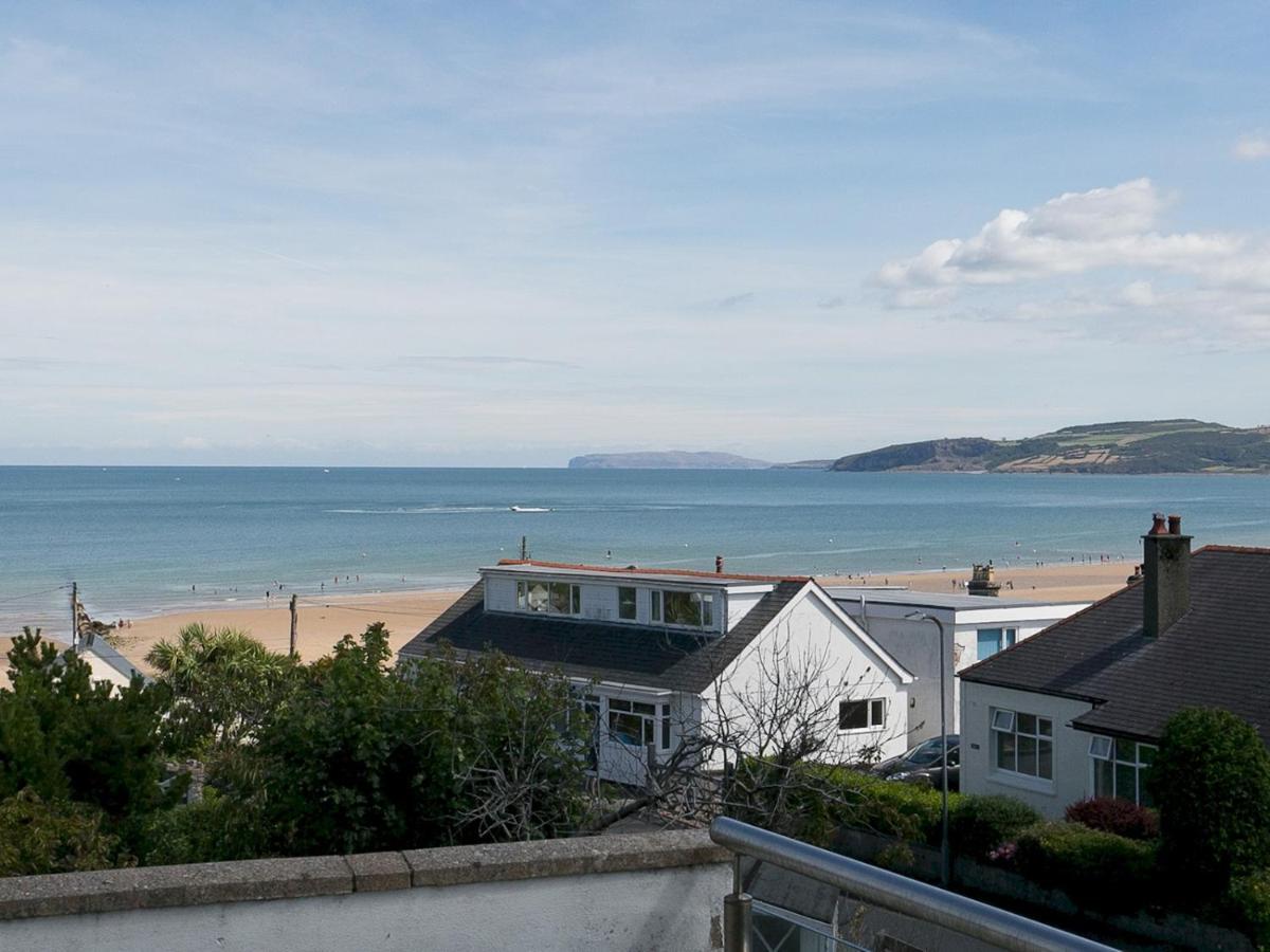 Pass The Keys 2 Bed Sea View Apartment With Balcony Parking Benllech Exterior foto